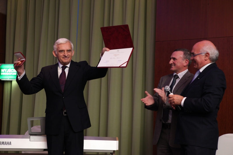 GOLDEN EURO PRIZE dla Prof. Jerzego Buzka
