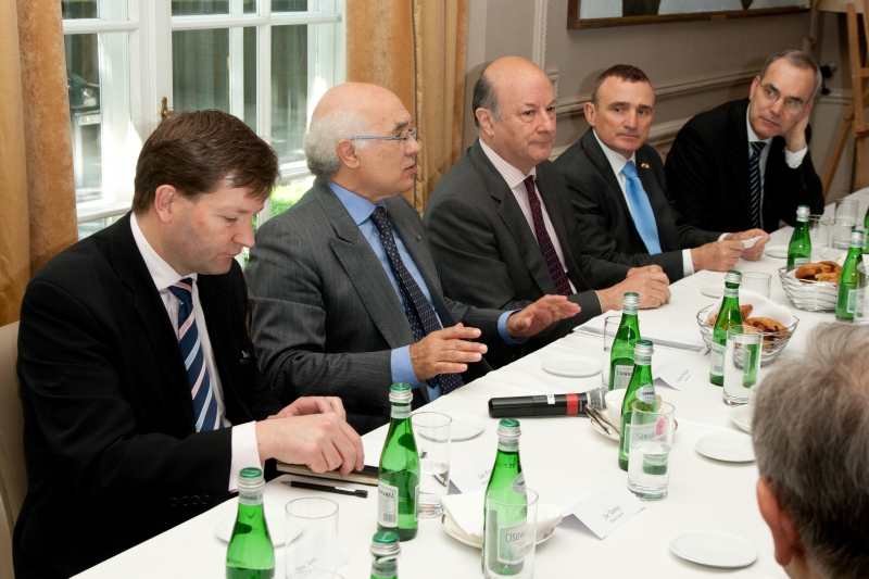 business breakfast con il Ministro delle Finanze