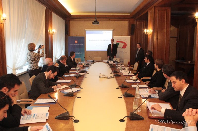 Panel italiano sulla privatizzazione presso il Ministero del Tesoro in Polonia